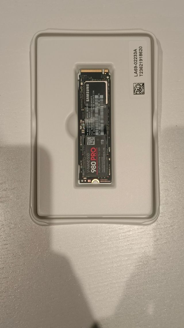 SSD Samsung 980 PRO 1TB PCIe 4.0 NVMe M.2