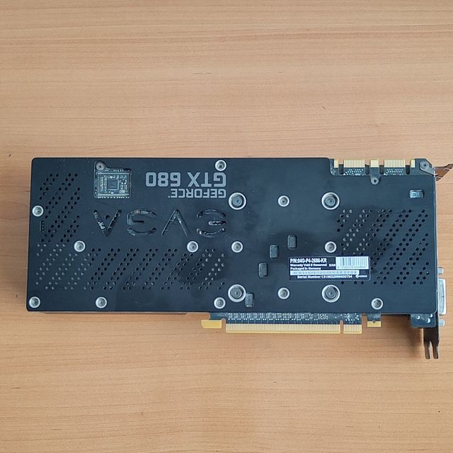 EVGA GeForce GTX 680 4GB Gráfica