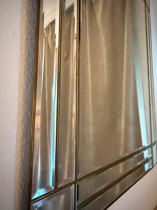 Espejo Vintage Metal y Cristal dorado