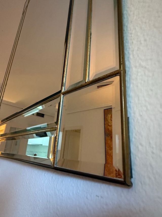 Espejo Vintage Metal y Cristal dorado