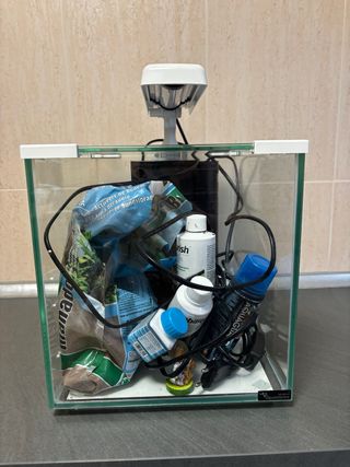 Nano acuario 20 litros