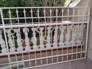 Reja blanca para chalet