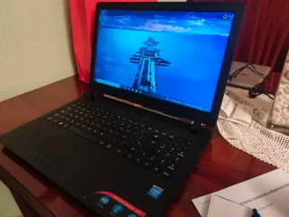 Portátil Lenovo Ideapad 100 Negro