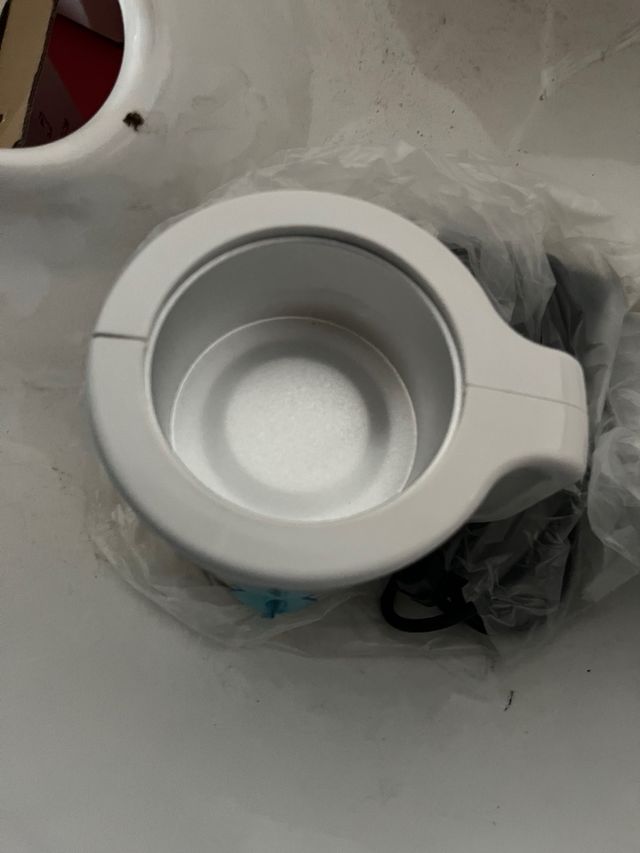Calentador de cera blanco y azul
