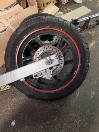 Llanta Trasera y Basculante Honda CBR 600 F 91-94