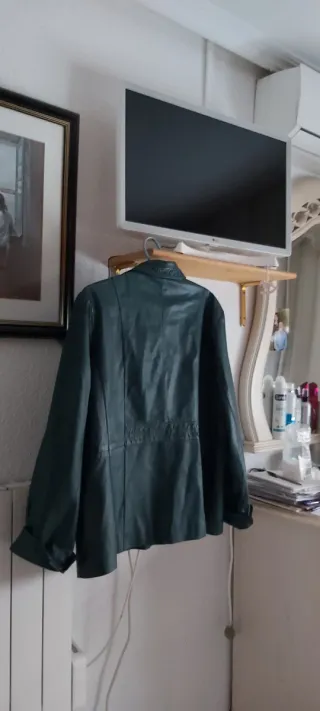 Chaqueta de piel nueva