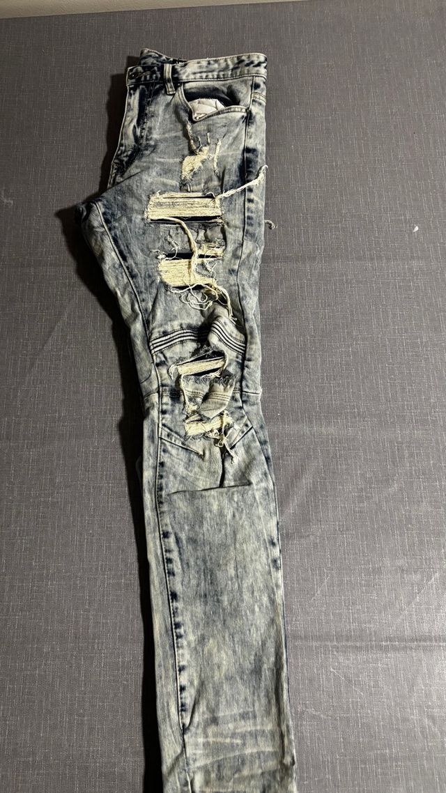 Tejanos rotos hombre