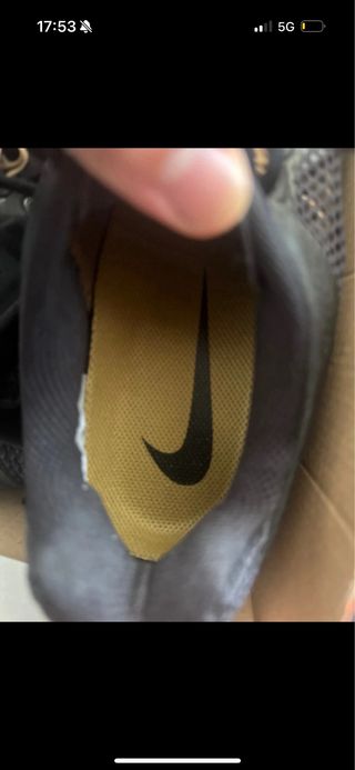 Nike Air Max Zapatillas Negras y Doradas