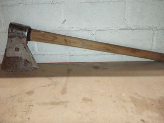 Hacha Leña Acero Forjado Templado 2 Kg + Mango