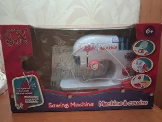 Máquina de coser de juguete Sew Nice