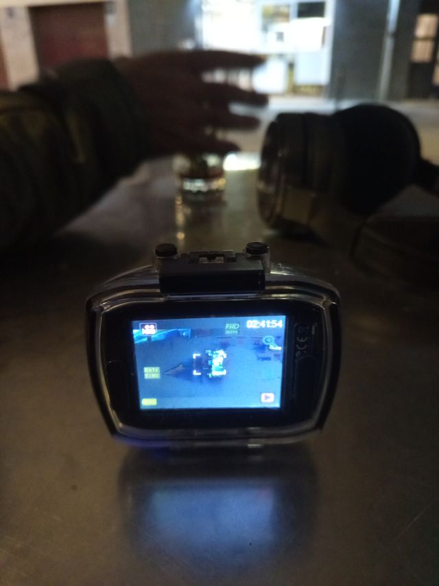 Cámara de agua bajo la  agua