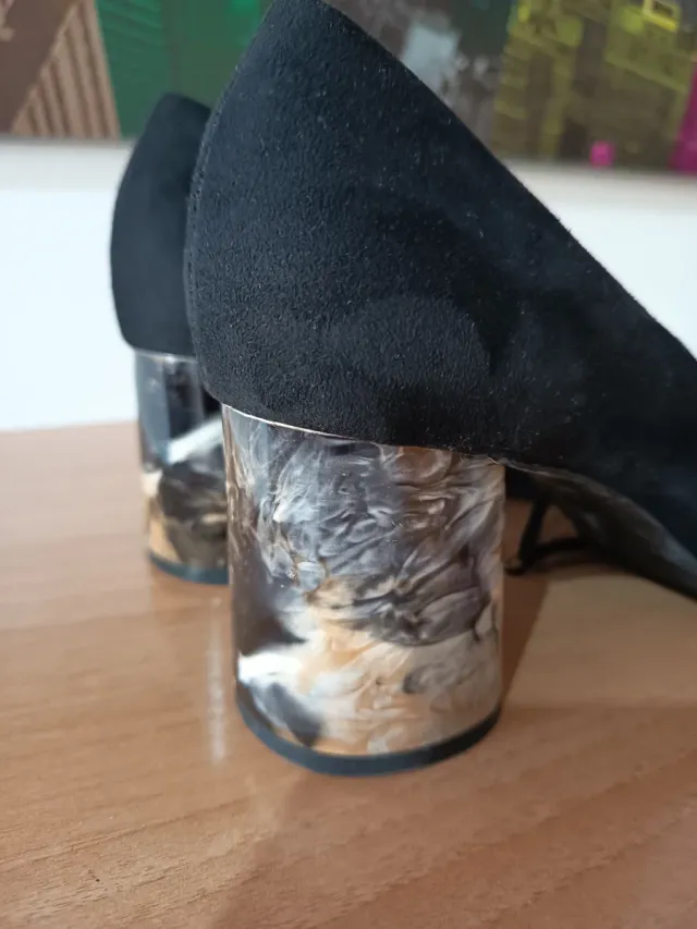 Zapatos de tacón negros T.41