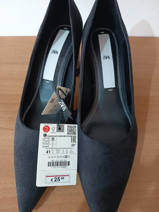 Zapatos de tacón negros T.41