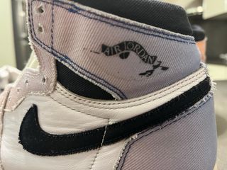 Air Jordan 1 Retro High Skyline