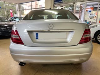 Mercedes-Benz Clase C 220 CDI BlueEfficiency