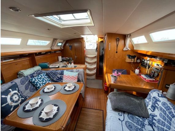 Velero Jeanneau Sun Odyssey 37