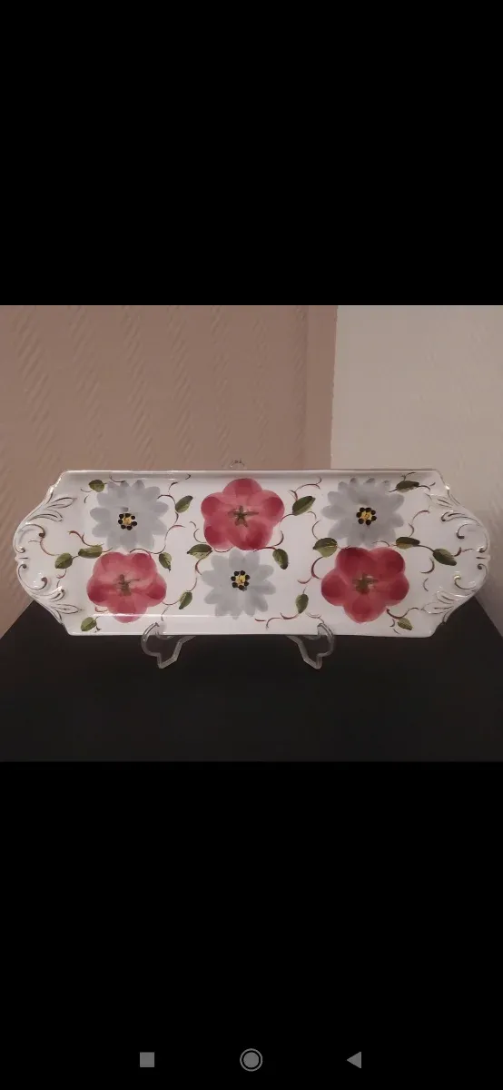 Jarrón y bandeja cerámica flores pintadas