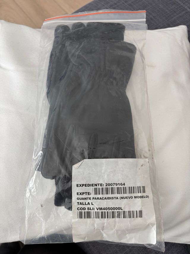 Guantes de paracaídas negros
