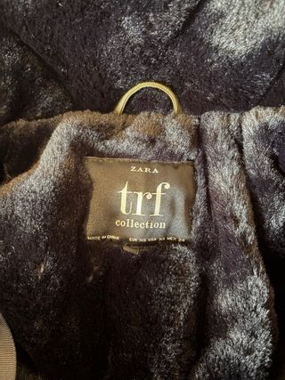 Chaqueta acolchada Zara beige con capucha