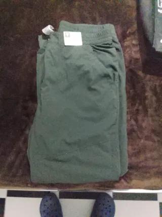Pantalón de chándal caballero verde