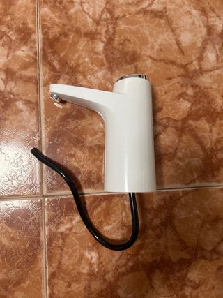 Grifo Batería Blanco y Negro