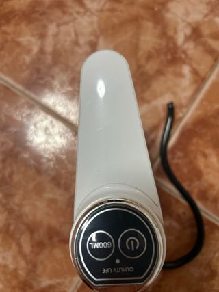 Grifo Batería Blanco y Negro