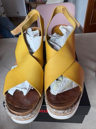 Sandalias cuña Botticelli Piel, talla 39