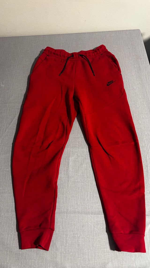 Pantalón Nike Tech Rojo