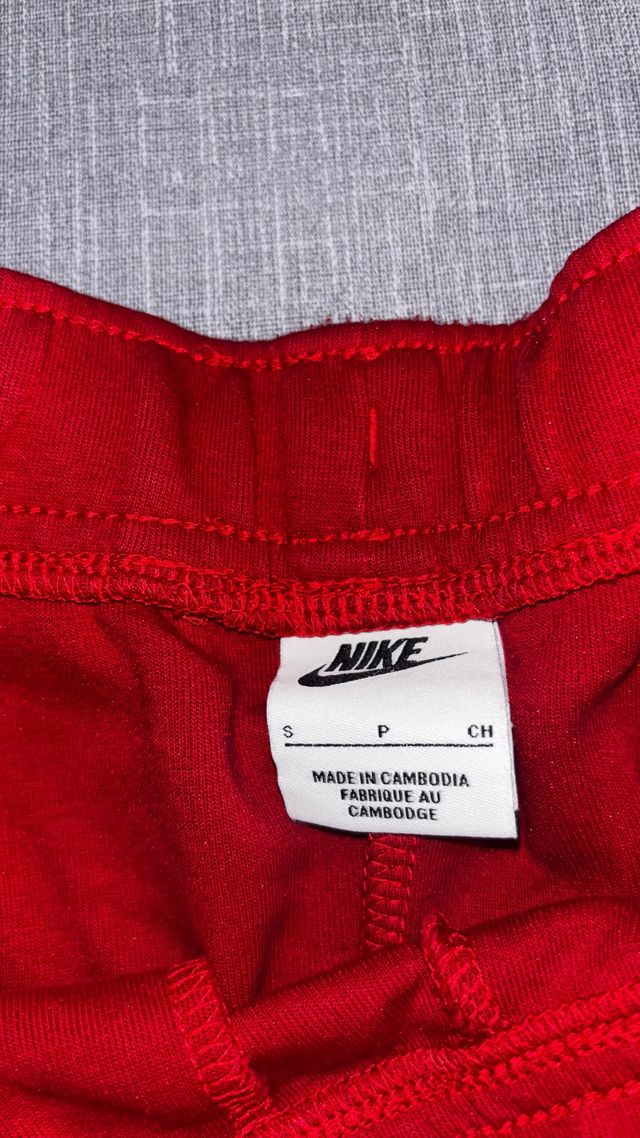 Pantalón Nike Tech Rojo