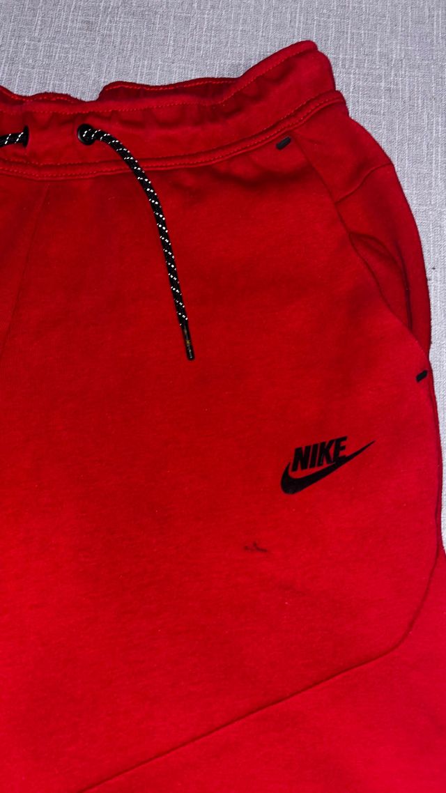 Pantalón Nike Tech Rojo