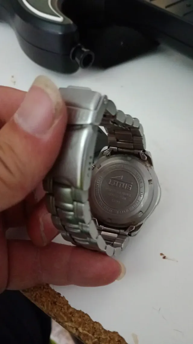 Reloj Lotus Cronógrafo Azul y Amarillo