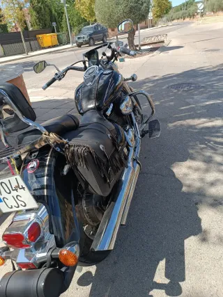 Suzuki Intruder 800 Moto