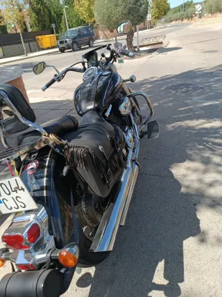 Suzuki Intruder 800 Moto