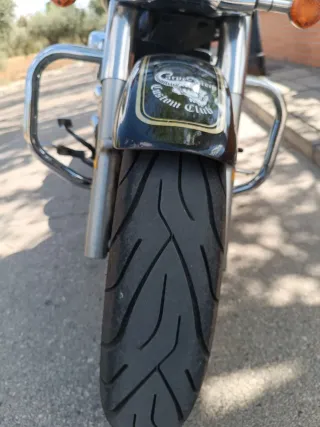 Suzuki Intruder 800 Moto