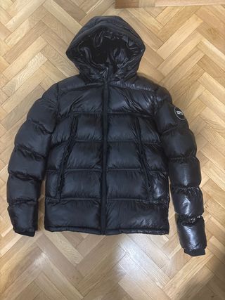 Abrigo acolchado Supply and Demand negro