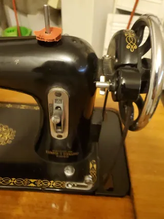 Máquina de coser Sigma antigua