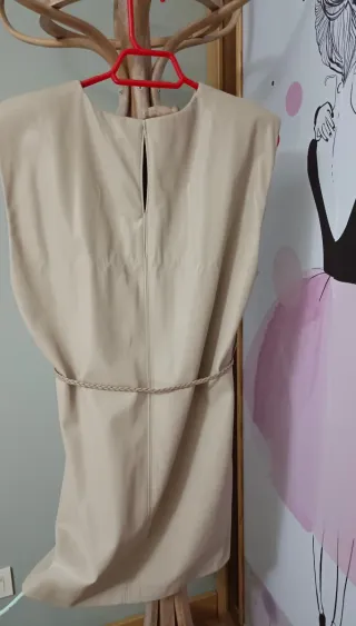 Vestido Zara Talla L Beige