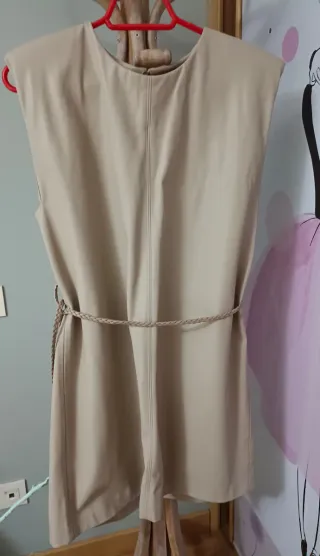 Vestido Zara Talla L Beige