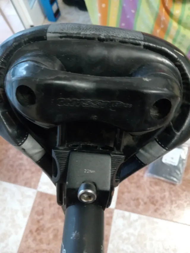 Sillín de Bici UNO Negro