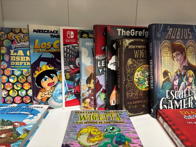 PACK 11 LIBROS VIDEOJUEGOS Y YOUTUBERS