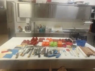 Attrezzatura pasticceria: stampi e utensili