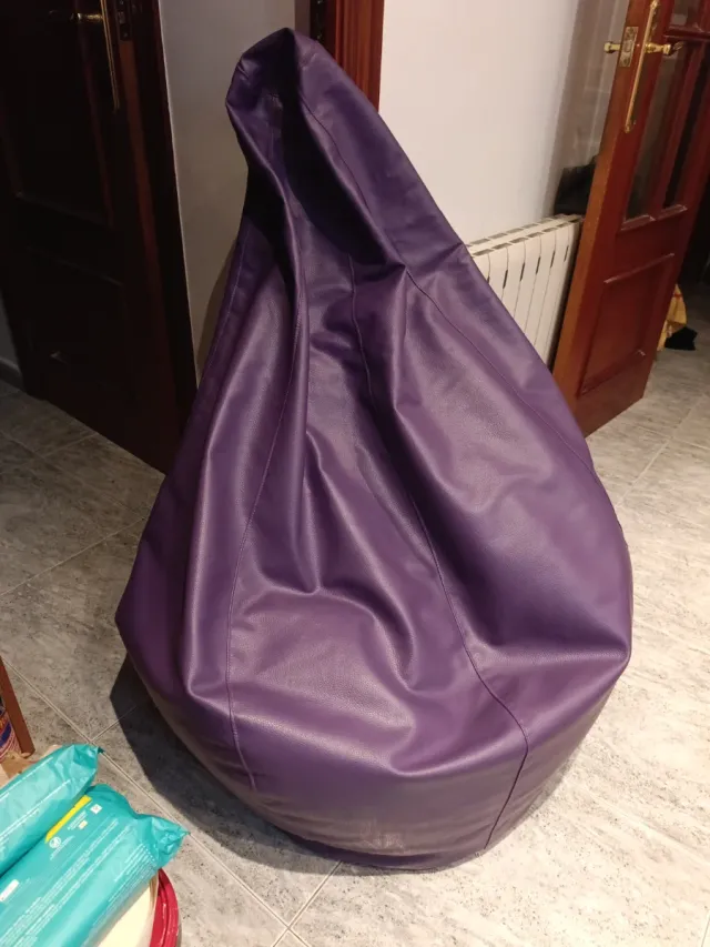 Puf Morado Piel Sintética