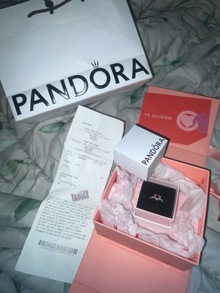 Anillo Pandora Corazón Rojo y Plata