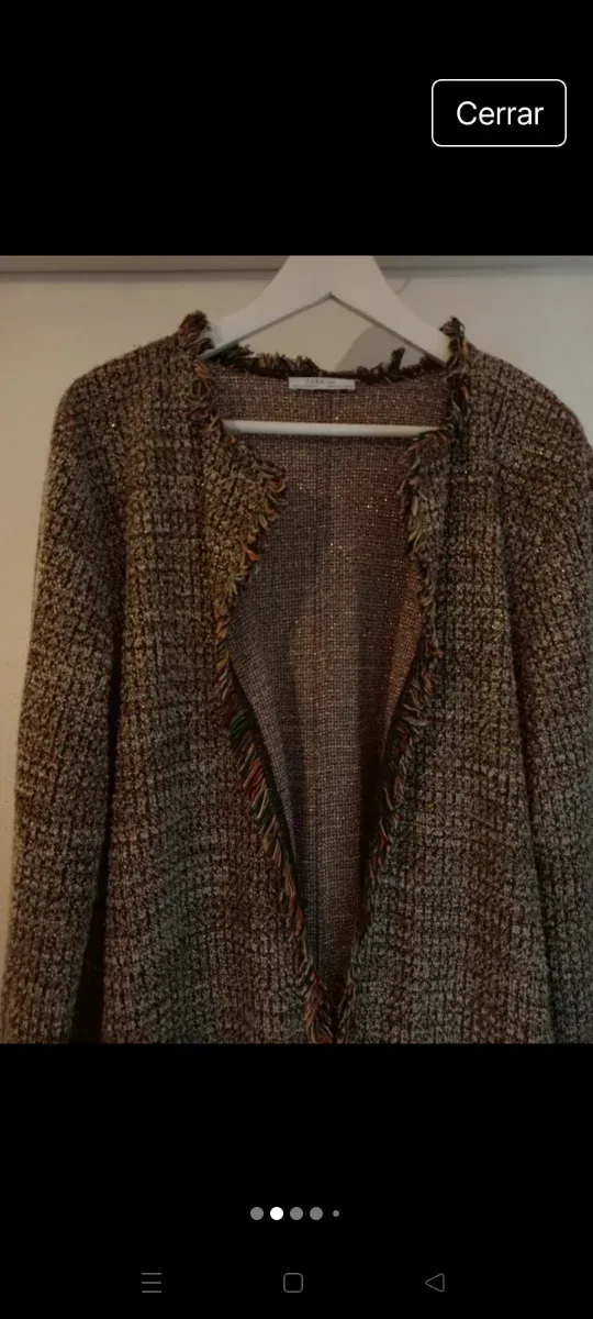 Abrigo Zara punto tres cuartos flecos