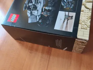 LEGO Dune Atreides Royal Ornithopter 10327