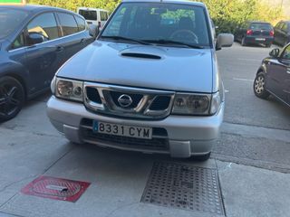 Nissan Terrano II 2004