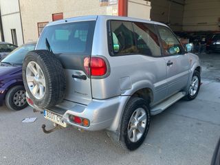 Nissan Terrano II 2004
