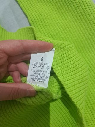 Jersey cuello alto verde pistacho talla L
