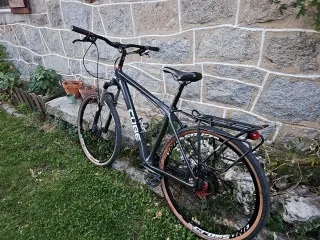 Bicicleta Cube Mixta Carbono 27.5