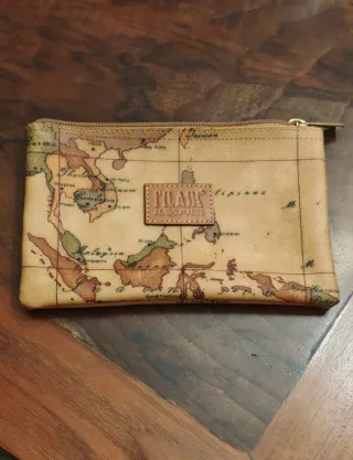 Pochette Alviero Martini